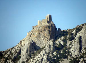 Chateau de Queribus - Exterior